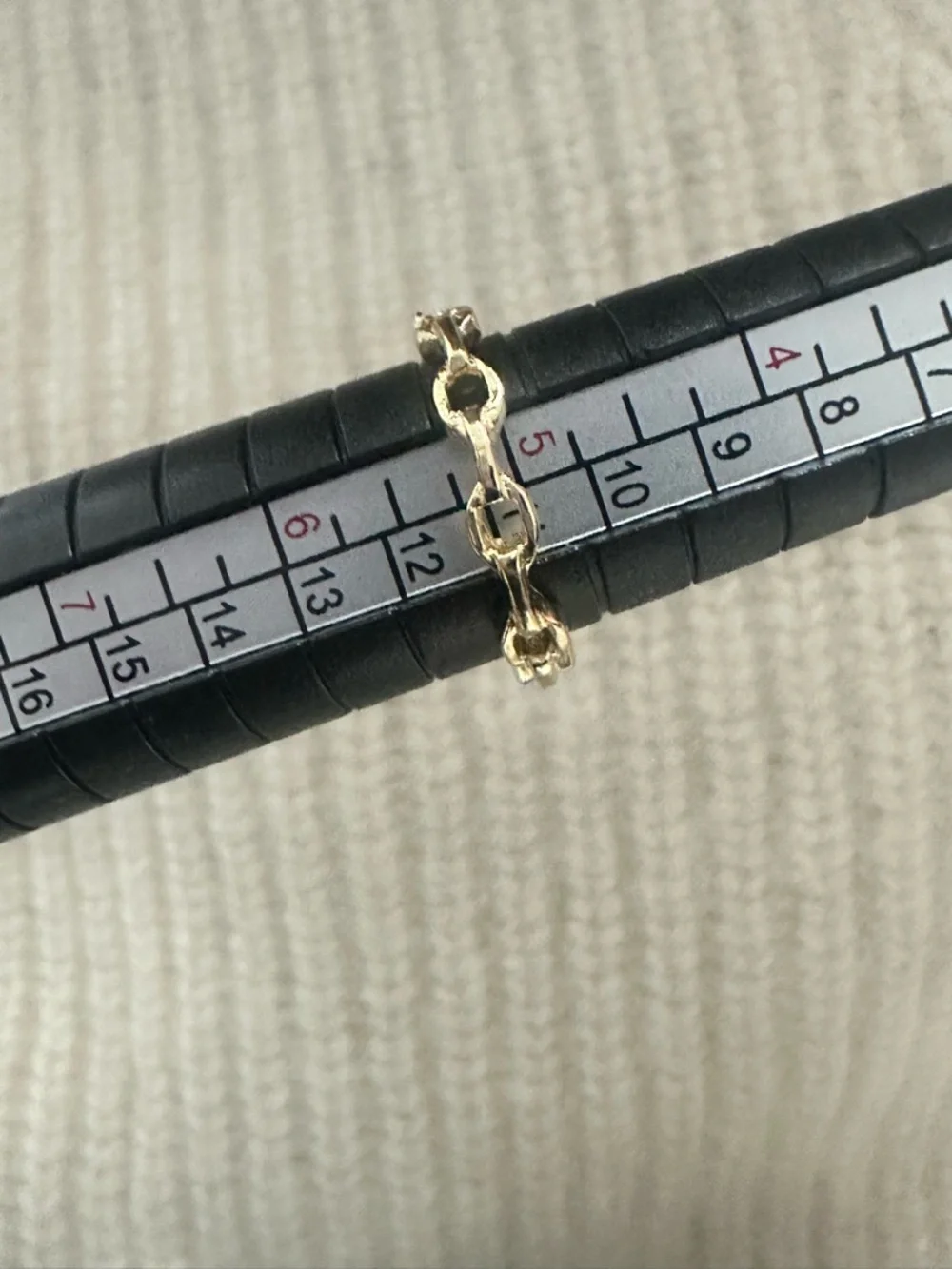 Chain gold ring - Picture 2 of 2